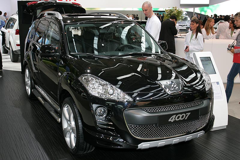 Peugeot 4007 auf der IAA 2007