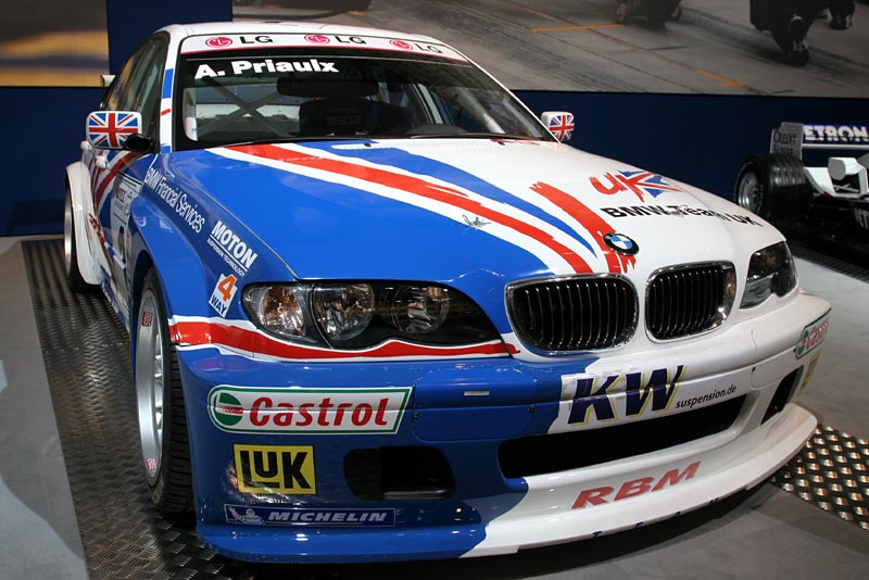 BMW 320i WTCC 2005 mit 4-Kolben-Bremssttel vorne und 2-Kolben-Bremssttel hinten