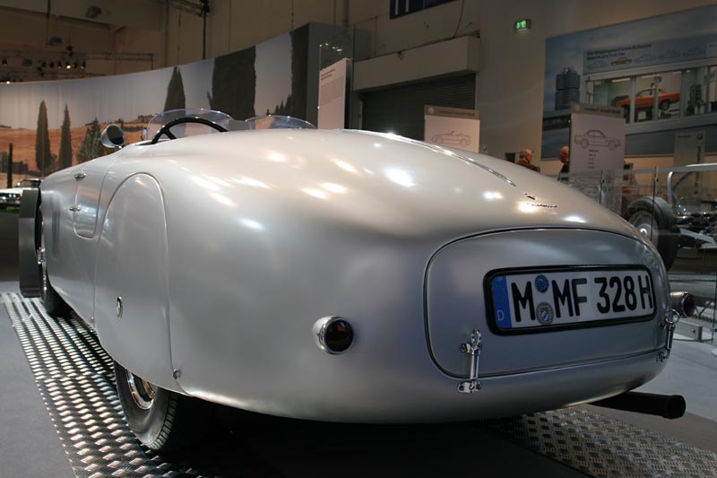 BMW 328 Berlin-Rom Touring mit Alfin-Bremstrommeln, bel�ftete Magnesiumankerplatten