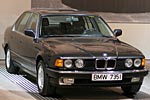 BMW 735i aus dem Jahr 1987, Stückzahl: 108.728, ehem. Neupreis: 72.570 DM