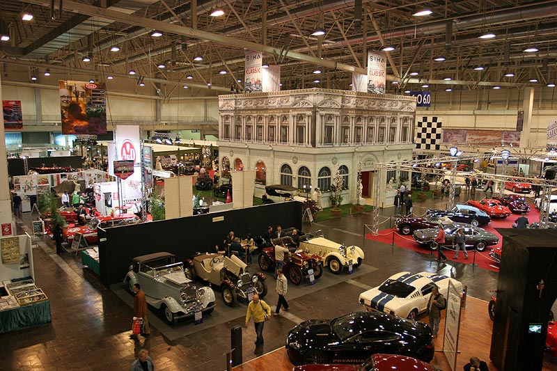 Blick in Halle 6, Techno Classica 2007 in Essen