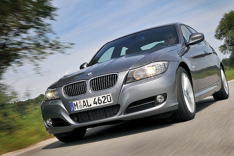 BMW 3er (Modell E90, LCI) on location