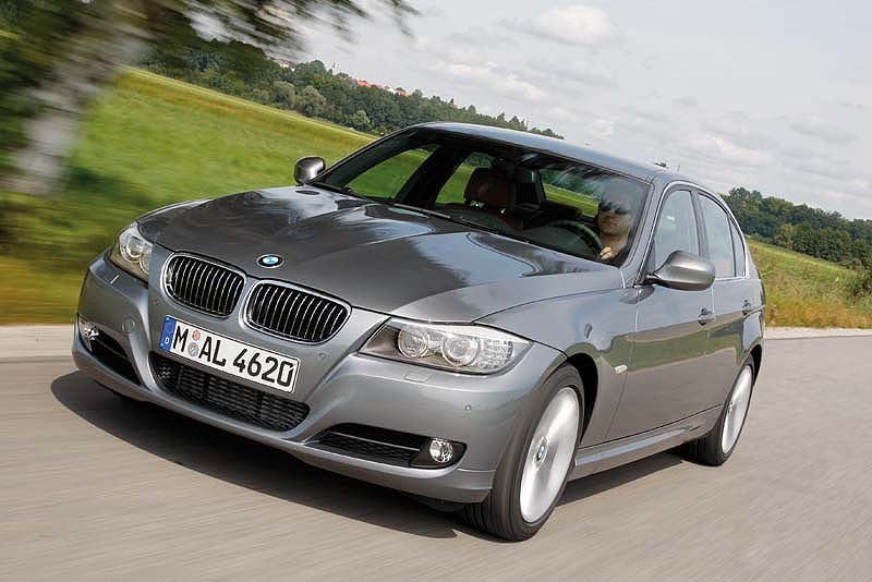 BMW 3er (Modell E90, LCI) on location