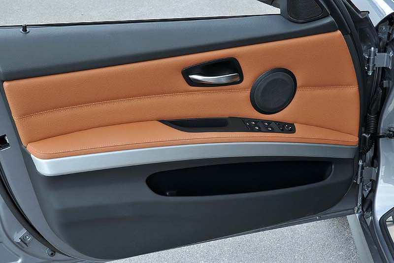 BMW 3er (Modell E90, LCI) on location