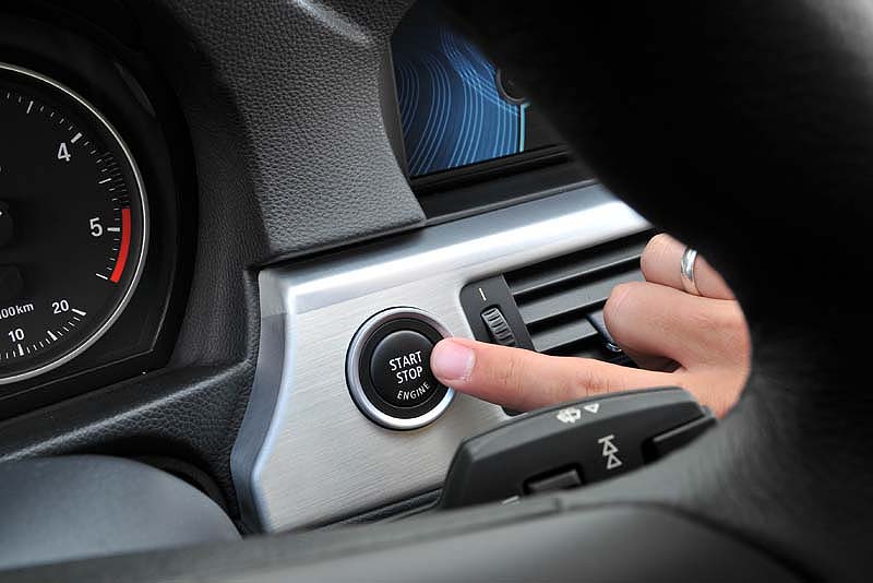 BMW 3er (Modell E90, LCI) on location