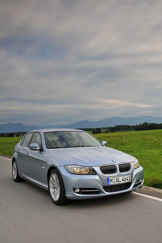 BMW 3er (Modell E90, LCI) on location