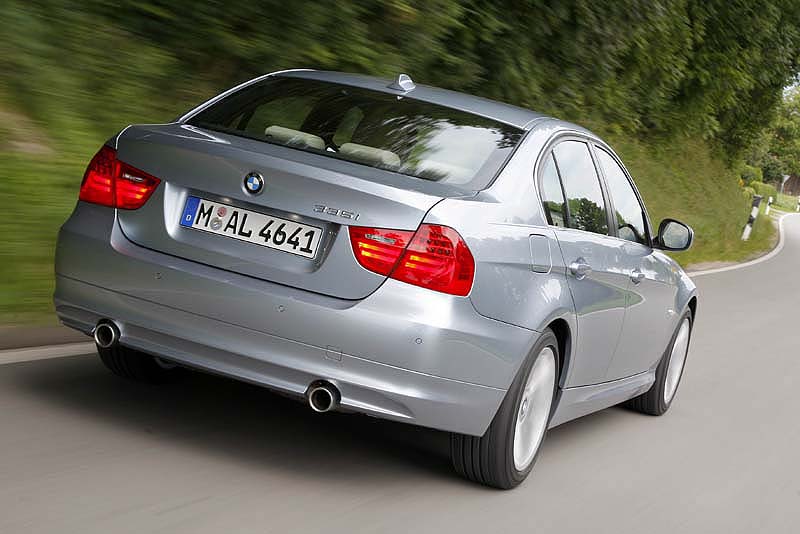 BMW 3er (Modell E90, LCI) on location
