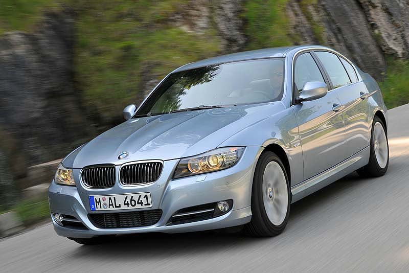 BMW 3er (Modell E90, LCI) on location