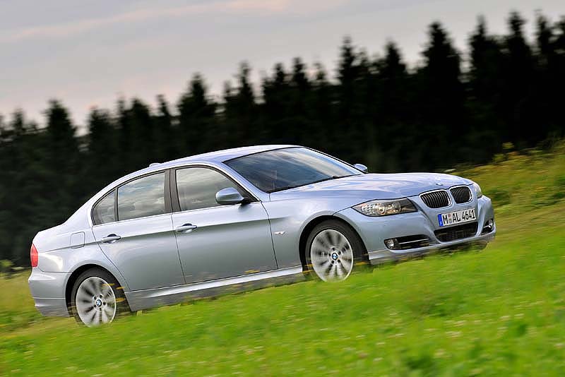 BMW 3er (Modell E90, LCI) on location
