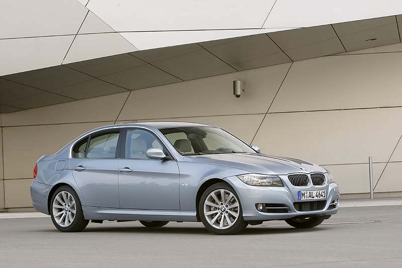 BMW 3er (Modell E90, LCI) on location