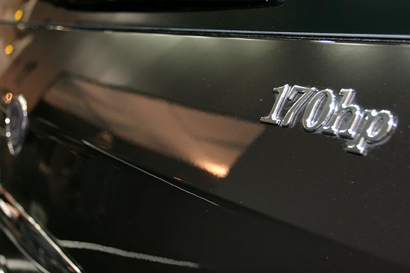 Lancia Phedra mit Leistungs-Schild auf der Heckklappe