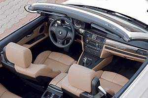 BMW M3 Cabrio, Vordersitze