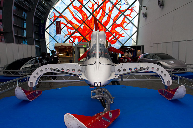 Lotus Engineering in der Galeria