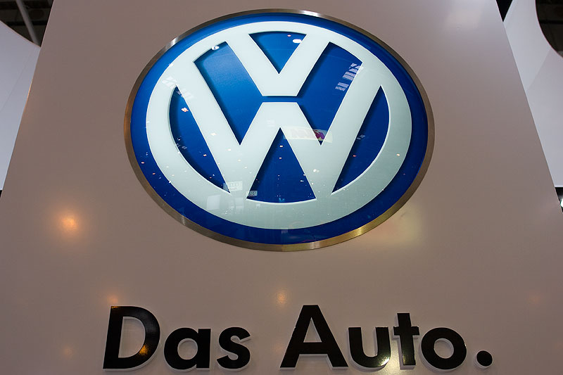 VW Schild, Essen Motor Show 2008