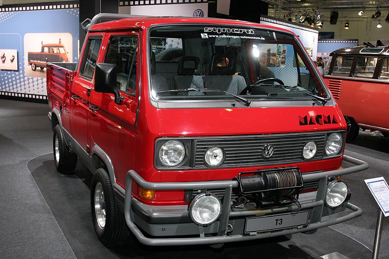 VW T3 Doppelkabine Studie Magma, aus dem Jahr 1987, 4-Zylinder-Boxer-Motor, wassergekhlt, 95 PS