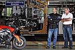 Hannes Jaenicke im BMW Motorrad Werk Berlin-Spandau