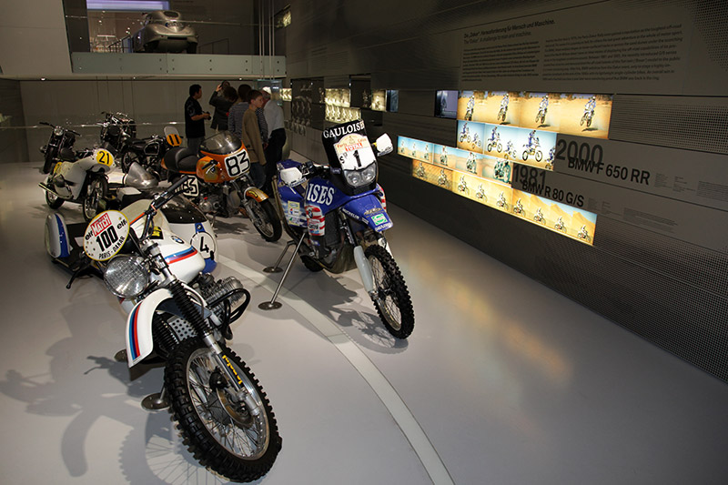BMW Cross-Motorr�der im BMW Museum