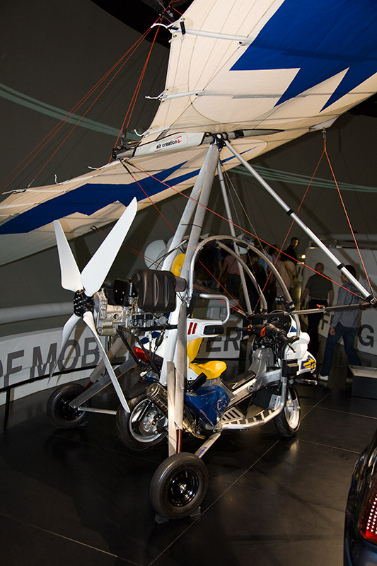 BMW Museum, Flugobjekt