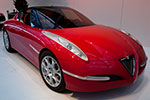 Fioravanti Alfa Romeo Vola; auffalend die Hauptscheinwerfer, die sich in Mandelform bis zur A-Sule ziehen&cpy=cs