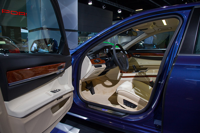 Blick in den veredelten Innenraum des Alpina B7 Biturbo