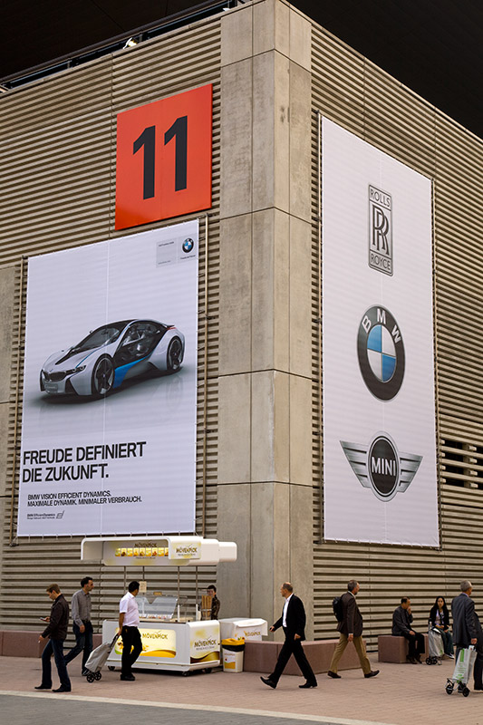 die BMW Group in der neu eingeweihten Halle 11 auf dem Frankfurter Messe-Gelnde