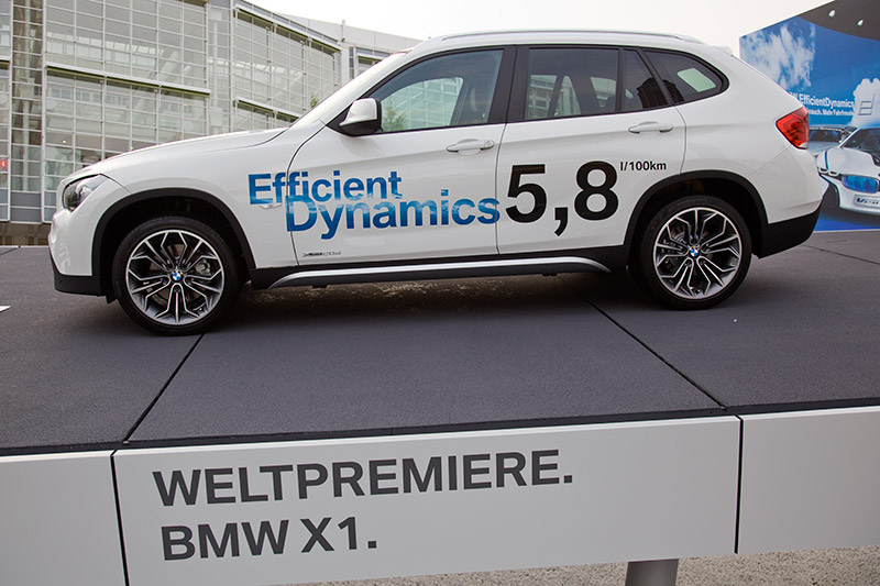 Weltpremiere auf der IAA: der BMW X1, hier auf dem Freigelnde Agora der IAA 2009