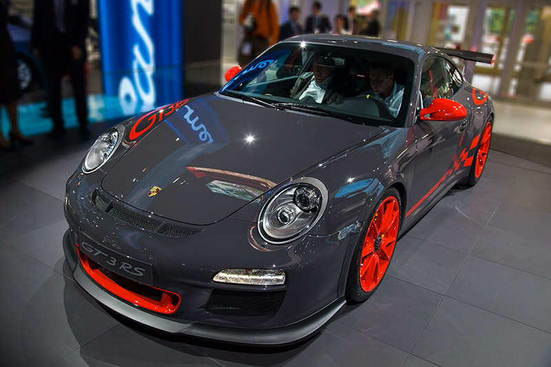 Porsche GT 3 RS mit 7-Gang Handschaltung und serienm��igen dynamischen Motorenlager