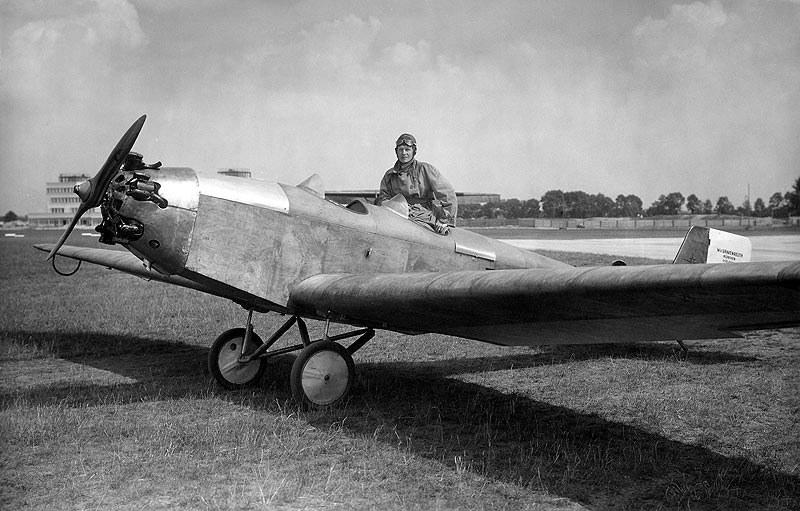 Sportflugzeug Klemm L 25 mit Flugmotor BMW X bzw. BMW Xa