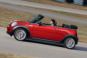 Das MINI John Cooper Works Cabrio