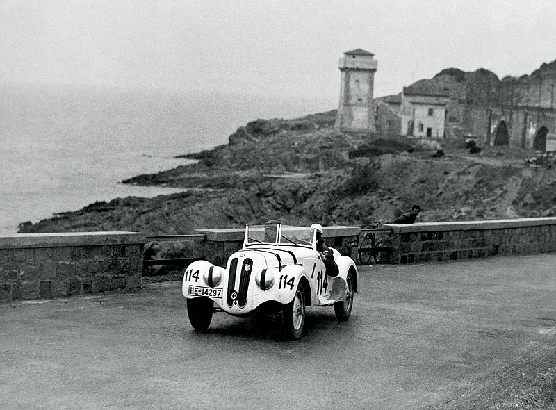 BMW 328 bei der Mille Migila 1938