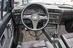 BMW 320i Cockpit