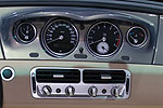 BMW Z8, Tachometer