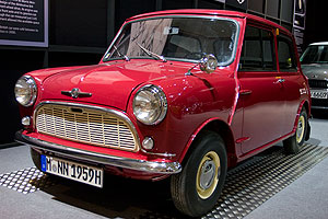 Morris Mini-Minor, Baujahr 1959, auf der Techno Classica 2009 in Essen