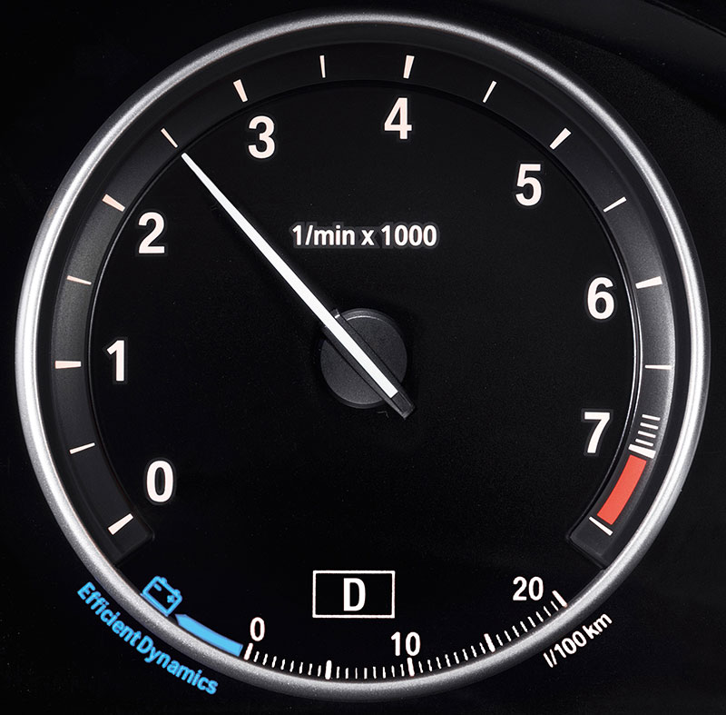 BMW 5er, Modell F10, ab 2010, Tachometer mit EfficientDynamics Anzeige