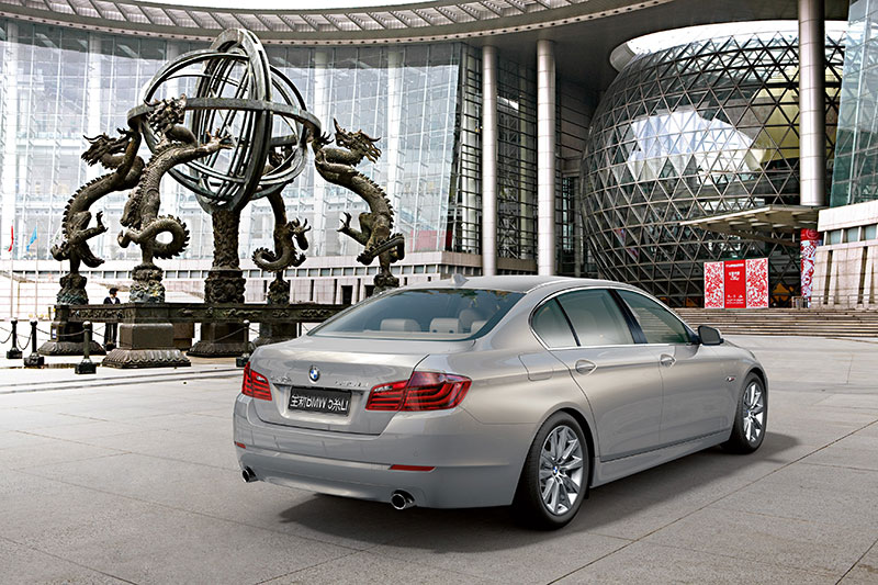 BMW 5er Limousine, Langversion (Modell F18)