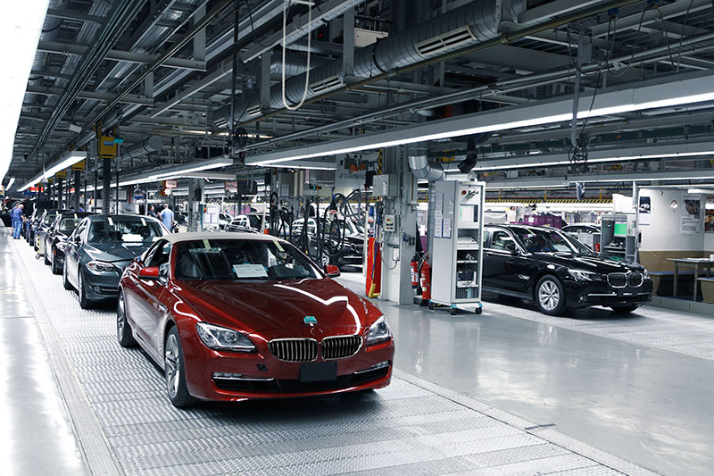 Das BMW 6er Cabrio luft mit anderen BMW-Modellen auf der selben Produktionslinie.