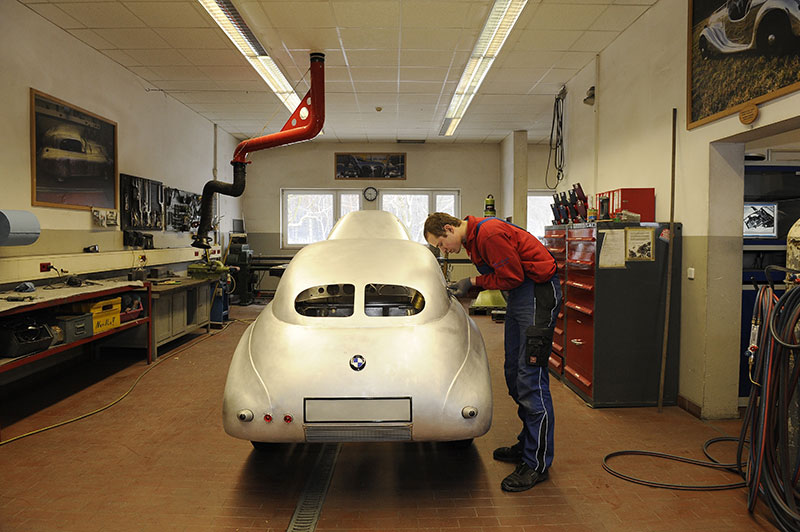 Aufbau BMW 328 Kamm Coupe