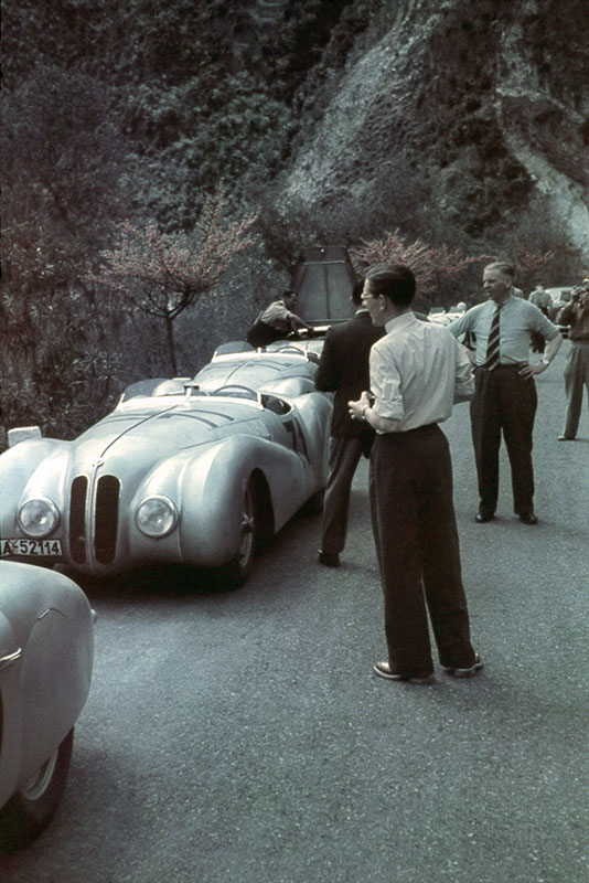 Impressionen von der R�ckfahrt der BMW Mille Miglia Mannschaft vom I. Gran Premio Brescia delle Mille Miglia, 28.04.1940