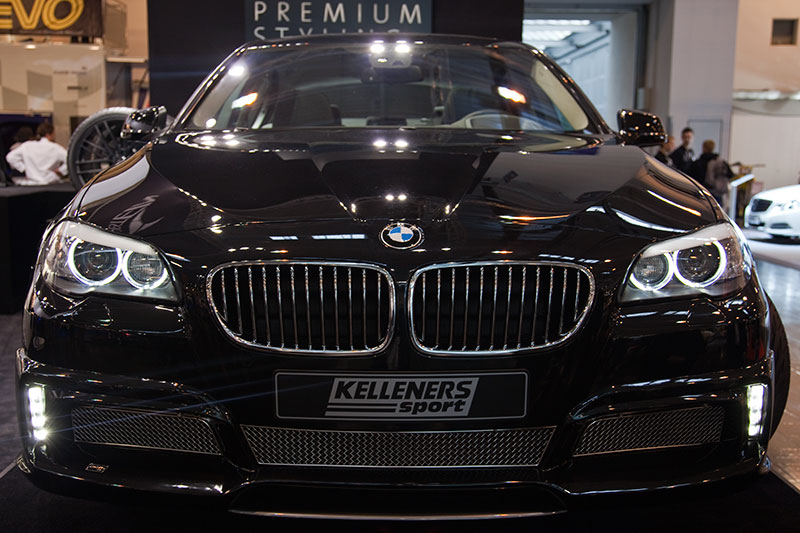 Kelleners BMW 535i (F10), Frontansicht mit zustzlichen LED-Tagfahrleuchten im Frontspoiler