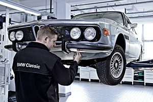 Kundenrestaurierung in der Werkstatt der BMW Classic.