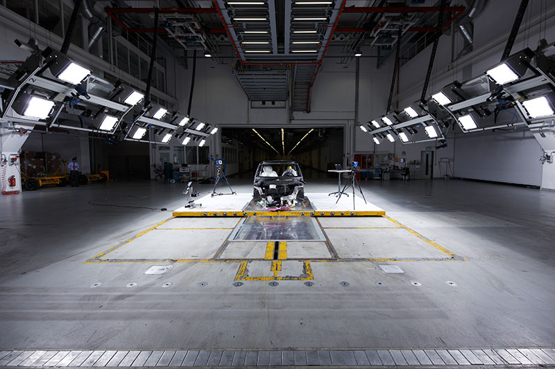 Erprobungstr�ger mit CFK-Fahrgastzelle