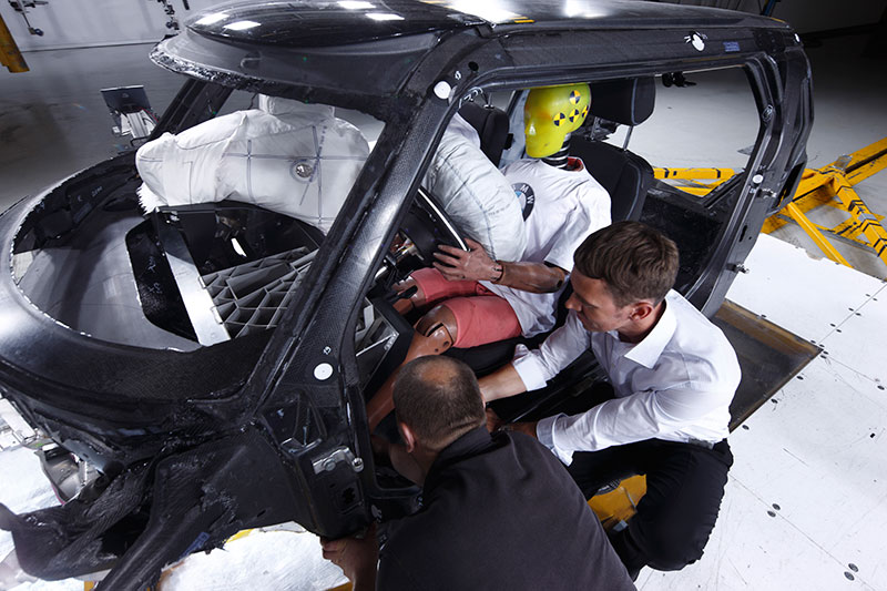 Erprobungstr�ger mit CFK-Fahrgastzelle