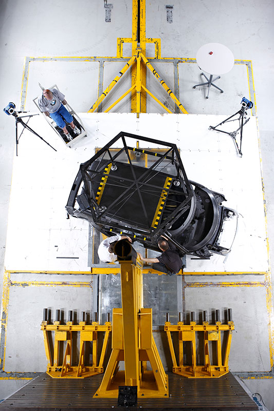 Erprobungstr�ger mit CFK-Fahrgastzelle