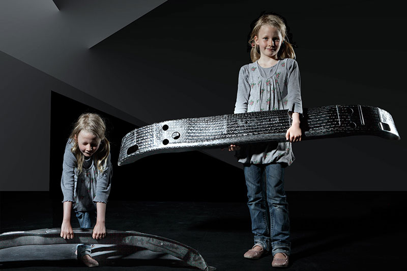 Gewichtsvergleich Sto�f�nger aus Stahl und aus CFK