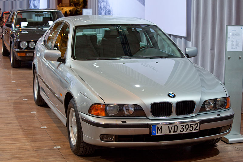 BMW 528i (Modell E39)