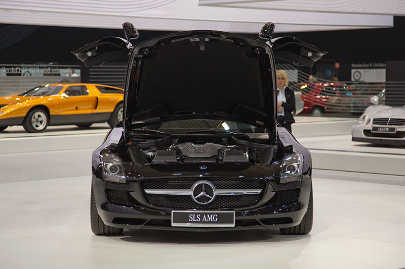 Mercedes SLS AMG, Baujahr 2010, V8-Zylinder-Motor
