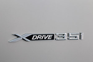 BMW X3 xDrive35i (F25), Typschild