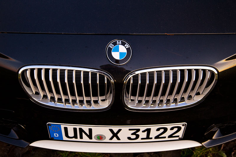 BMW 116i 'Urban Line' mit weier Stofngerblende soll vor allem das jngere, designorientierte Kuferklientiel interessieren