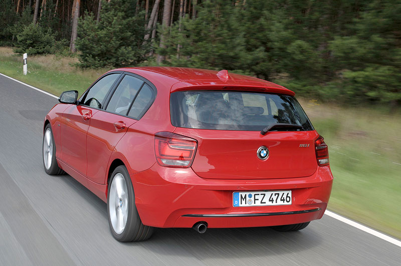 BMW 118i Sport Line (F25)