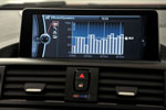 BMW 118i Sport Line (F25), EfficientDynamics Anzeige. Energiegewinn durch Eco Pro Modus.